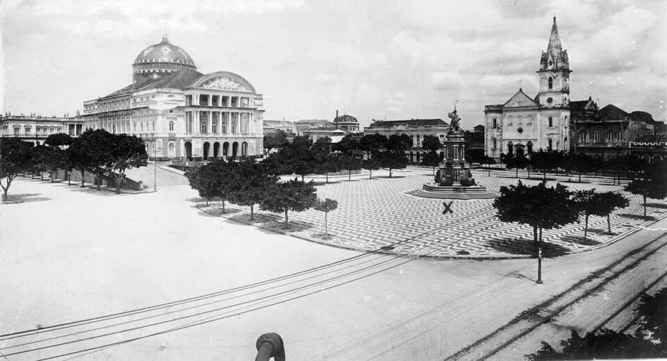 Praça e Largo de São Sebastião em Manaus antigamente / Foto : Divulgação