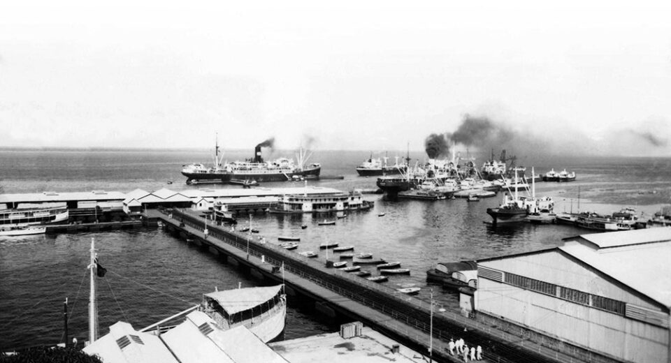 Porto Flutuante Roadway em Manaus Antigamente