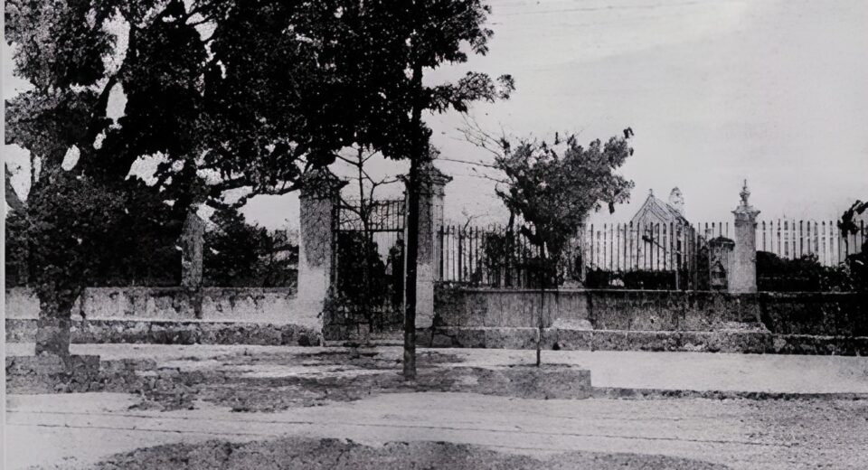 Retrato do Cemitério São José em 1913. Foto que pertence ao acervo do Jornal do Comércio, ampliado com IA por Marcus Pessoa