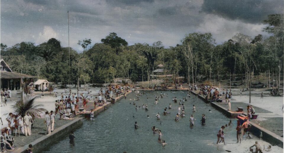 Balneário do Parque Dez: Um refúgio histórico da Manaus dos Anos 1930 / Foto : Colorida com Inteligência Artificial por Marcus Pessoa
