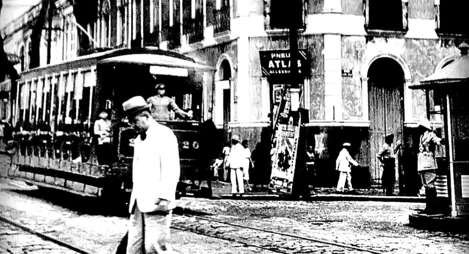 Avenida Eduardo Ribeiro: Um Retrato de 1938